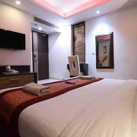 Hotel Waterfall Delhi  Exterior foto