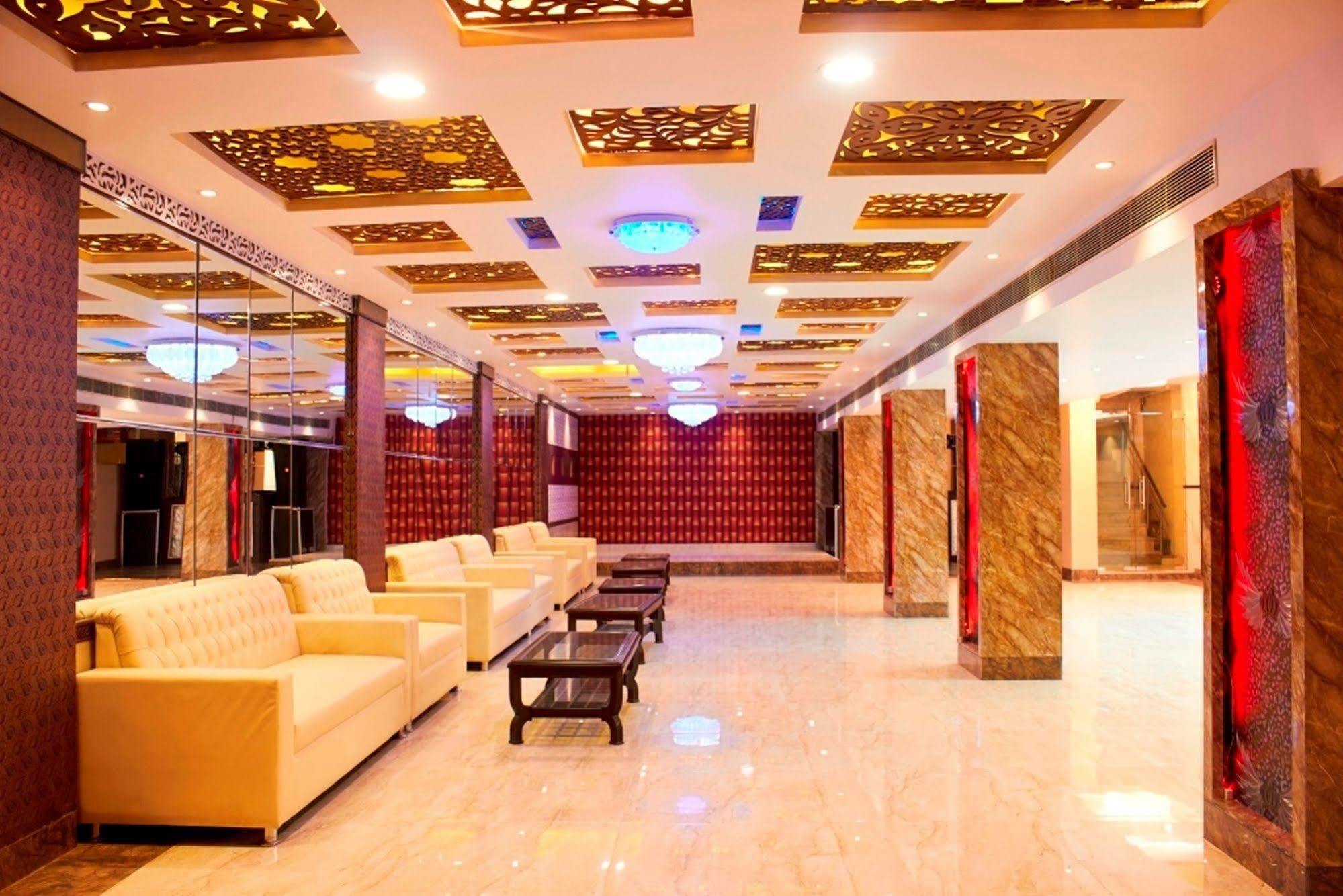 Hotel Waterfall Delhi  Exterior foto