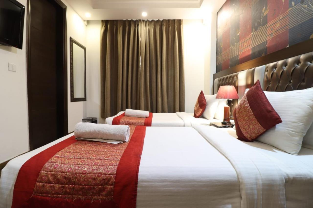 Hotel Waterfall Delhi  Exterior foto